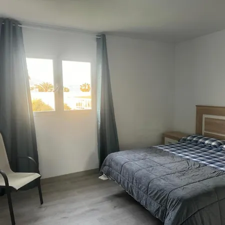 Apartamento En Primera Linea De La Playa *